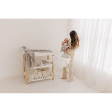 Load image into Gallery viewer, Bubble Baby Bathtub Folding Stand