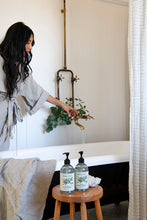 Load image into Gallery viewer, Koala Eco Natural Body Wash Rosalina & Peppermint Essential Oil - 500ml