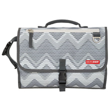 Load image into Gallery viewer, Skip Hop Pronto Signature Changing Station