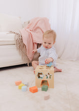 Load image into Gallery viewer, Bubble Wooden Shape Sorting Cube
