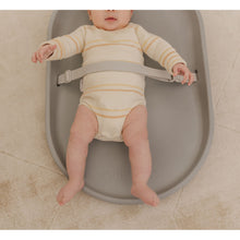 Load image into Gallery viewer, Bubble Cuddle Changing Mat
