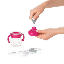 Load image into Gallery viewer, OXO Tot On the Go Straw &amp; Sippy Cup Top Cleaning Set
